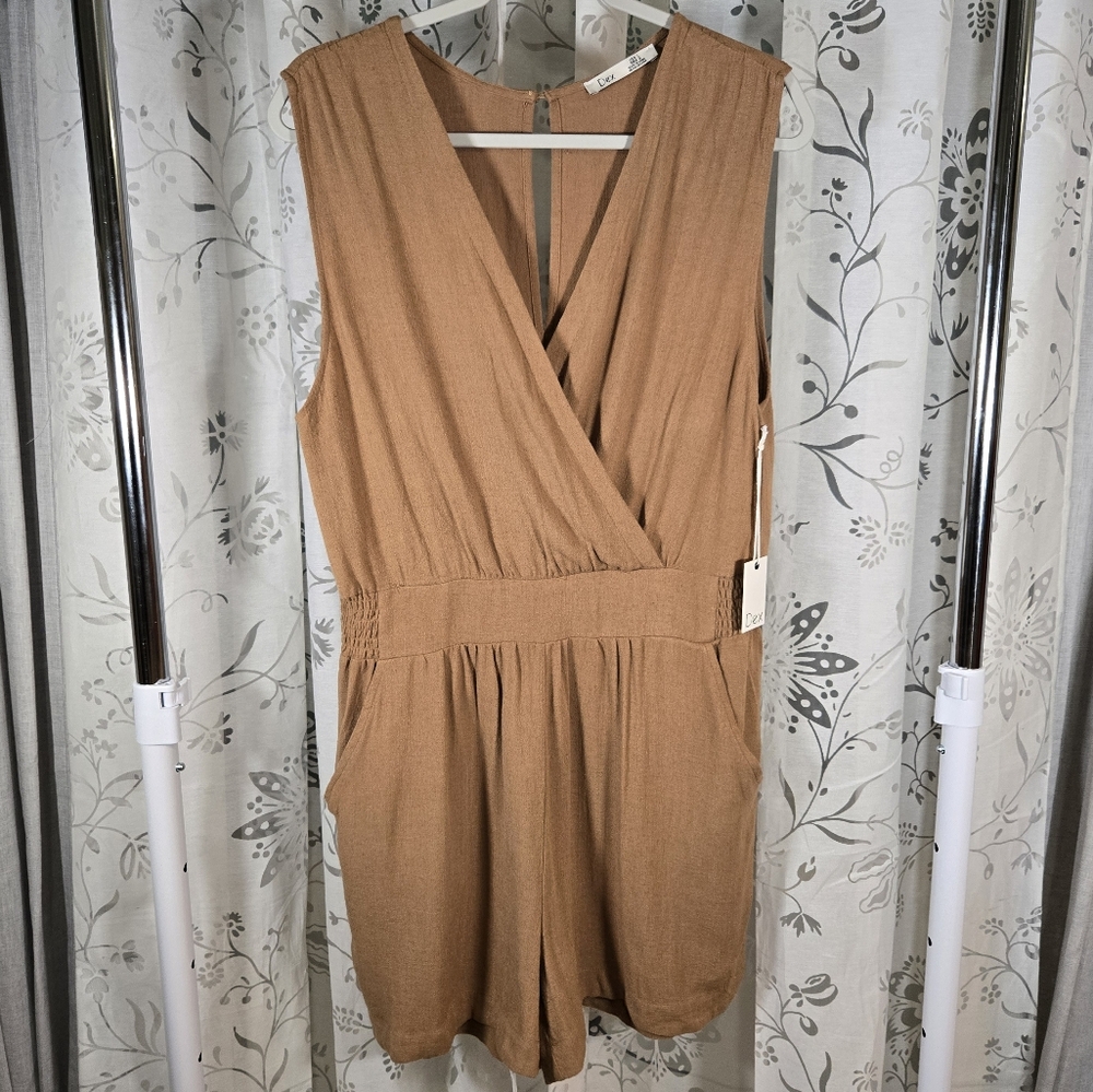 Dex “Miley”‎ Romper Dark Tan, Size Large, New With Tags, Brown Dex Romper Large
